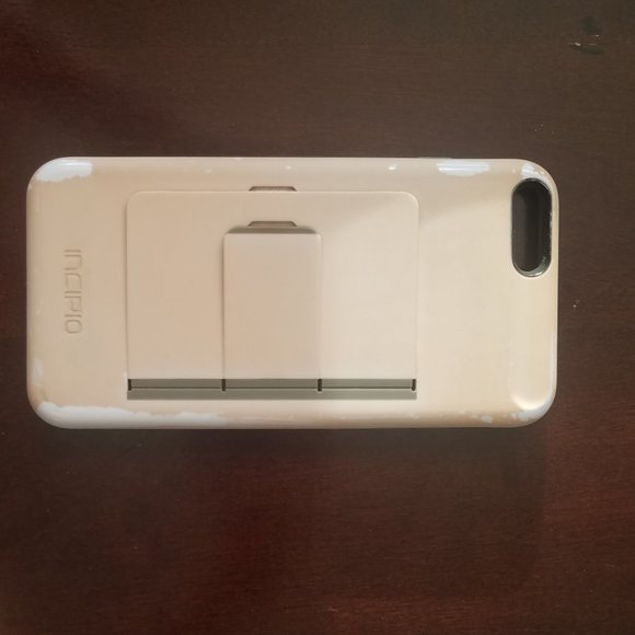 Incipio Phone Case w/Card Slot - Picture 3 of 3